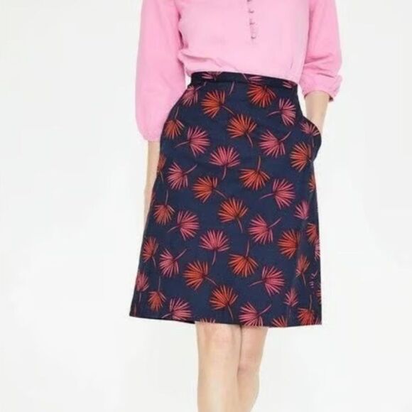 Boden Navy Scattered Holiday Palm Printed Skirt, Size 8P - Picture 1 of 9
